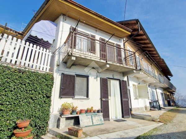 casa semindipendente in vendita a San Sebastiano da Po in zona Villa