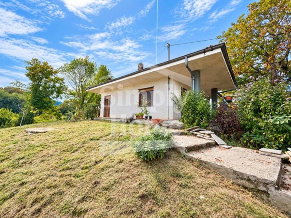 casa indipendente in vendita a San Sebastiano da Po in zona Villa
