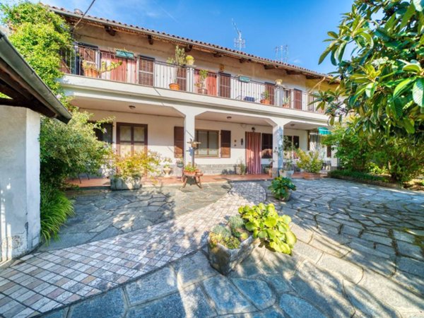 casa indipendente in vendita a San Sebastiano da Po in zona Saronsella