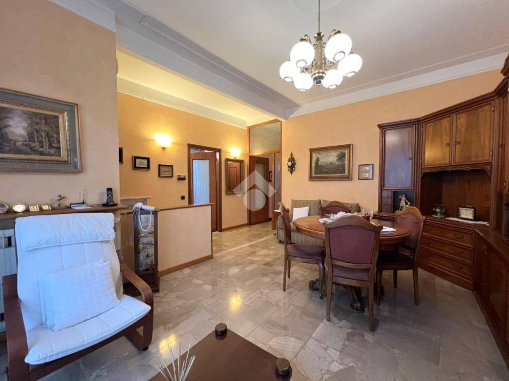 casa indipendente in vendita a Redondesco