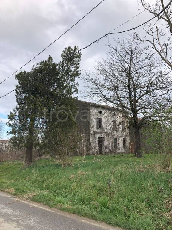 casa indipendente in vendita a Redondesco