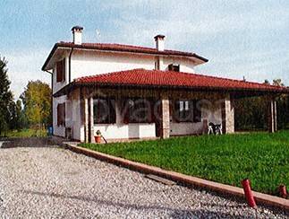 casa indipendente in vendita a Redondesco