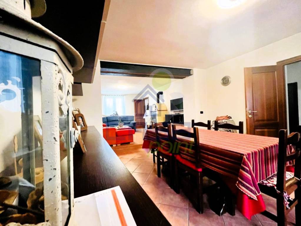 casa indipendente in vendita a Redondesco