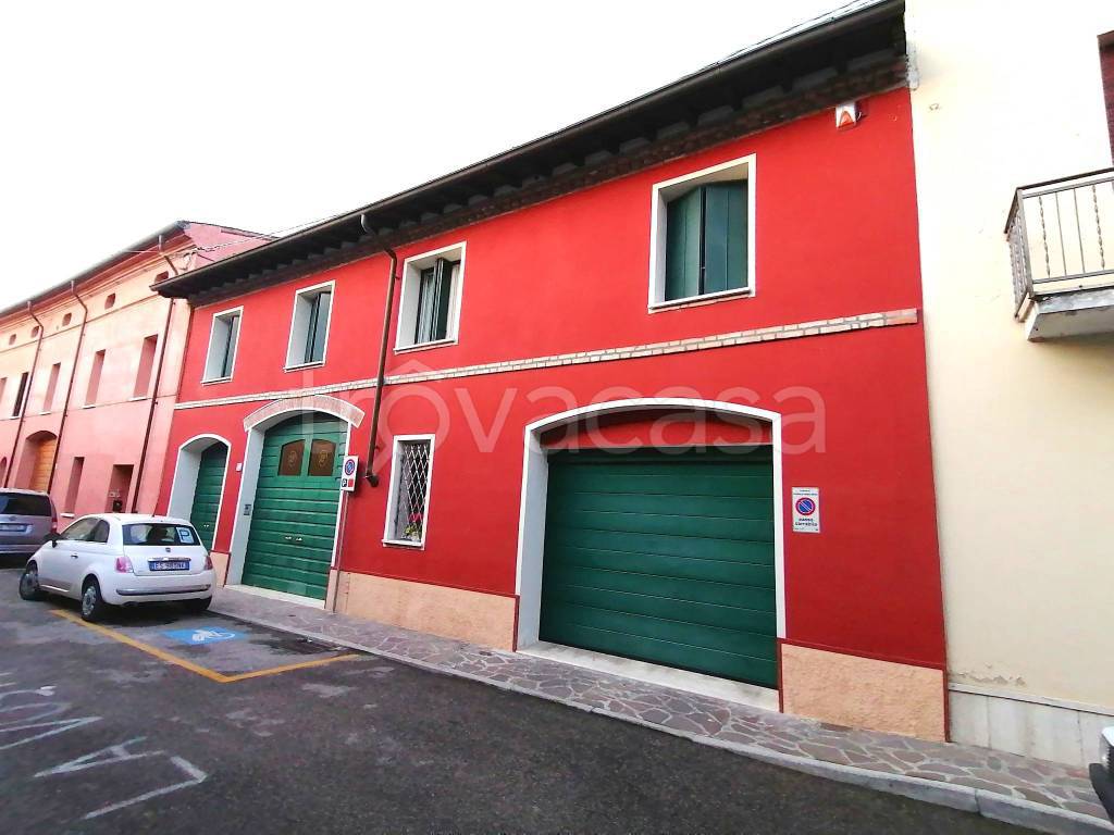 casa indipendente in vendita a Rivarolo Mantovano
