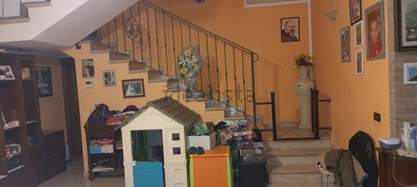 casa indipendente in vendita a Rivarolo Mantovano