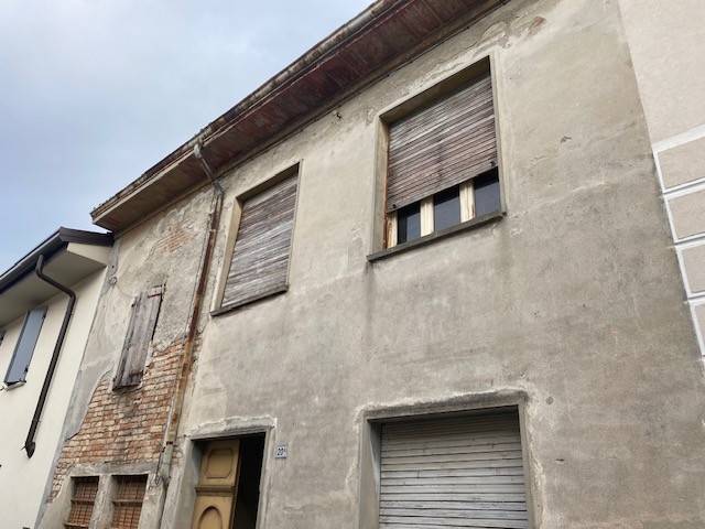 casa indipendente in vendita a Rivarolo Mantovano