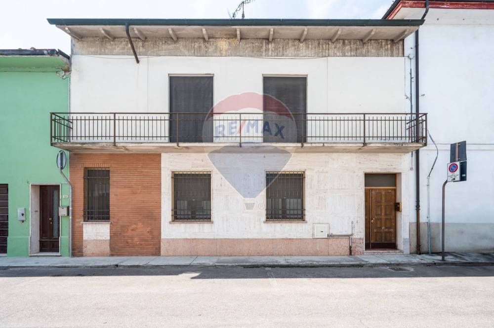 casa indipendente in vendita a Rivarolo Mantovano