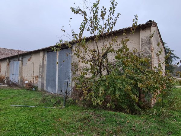 capannone in vendita a Rivarolo Mantovano