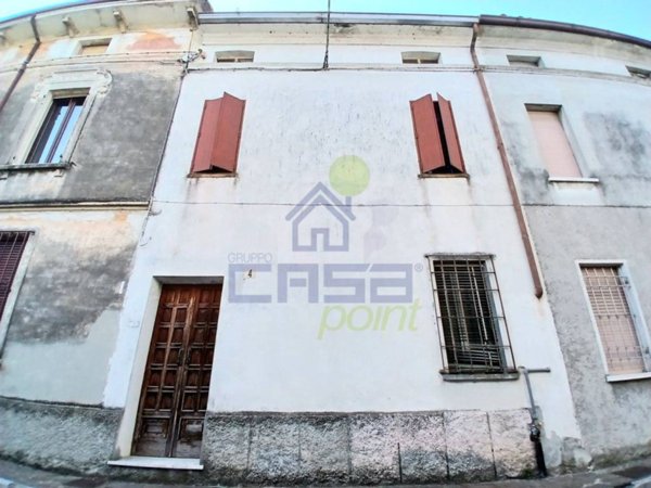 casa indipendente in vendita a Rivarolo Mantovano