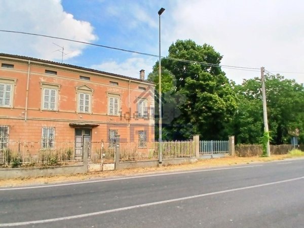 casa indipendente in vendita a Rivarolo Mantovano