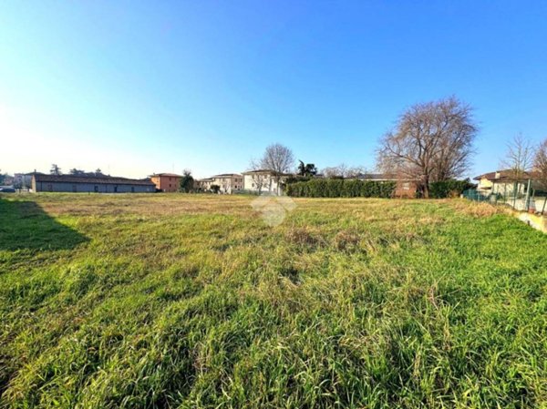 terreno agricolo in vendita a Rodigo in zona Rivalta sul Mincio