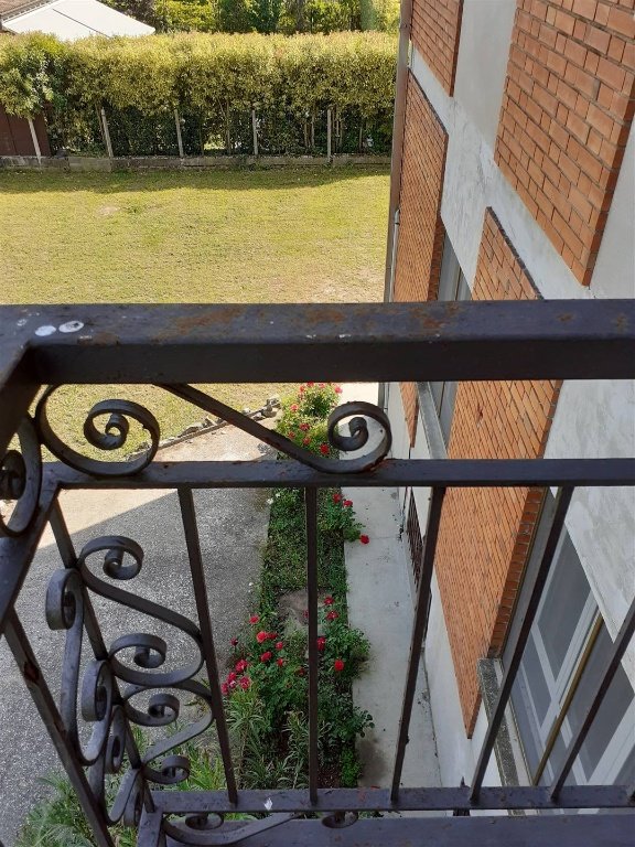 appartamento in vendita a Rodigo in zona Rivalta sul Mincio