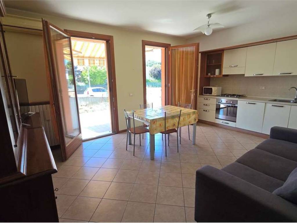 appartamento in vendita a Rodigo in zona Rivalta sul Mincio