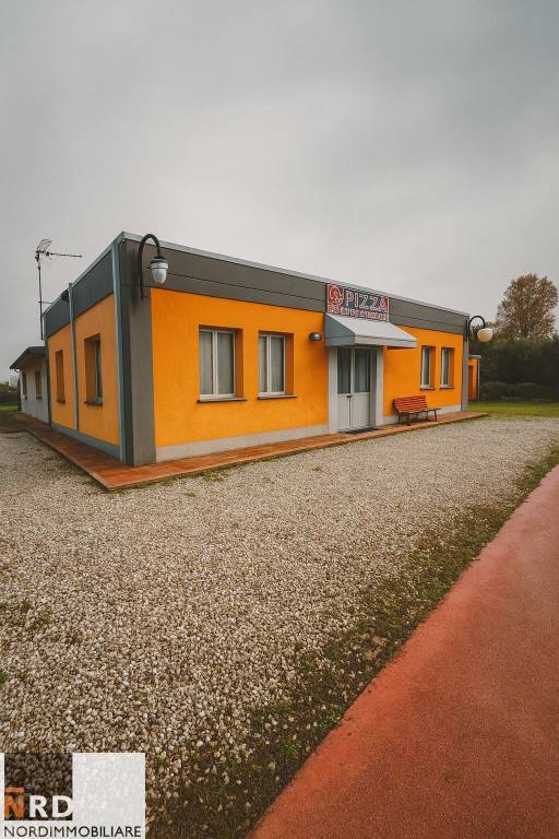 negozio in vendita a Rodigo