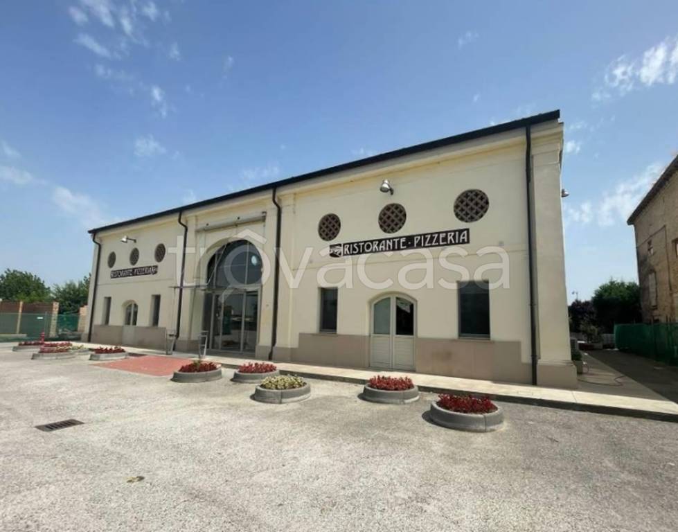 negozio in vendita a Rodigo