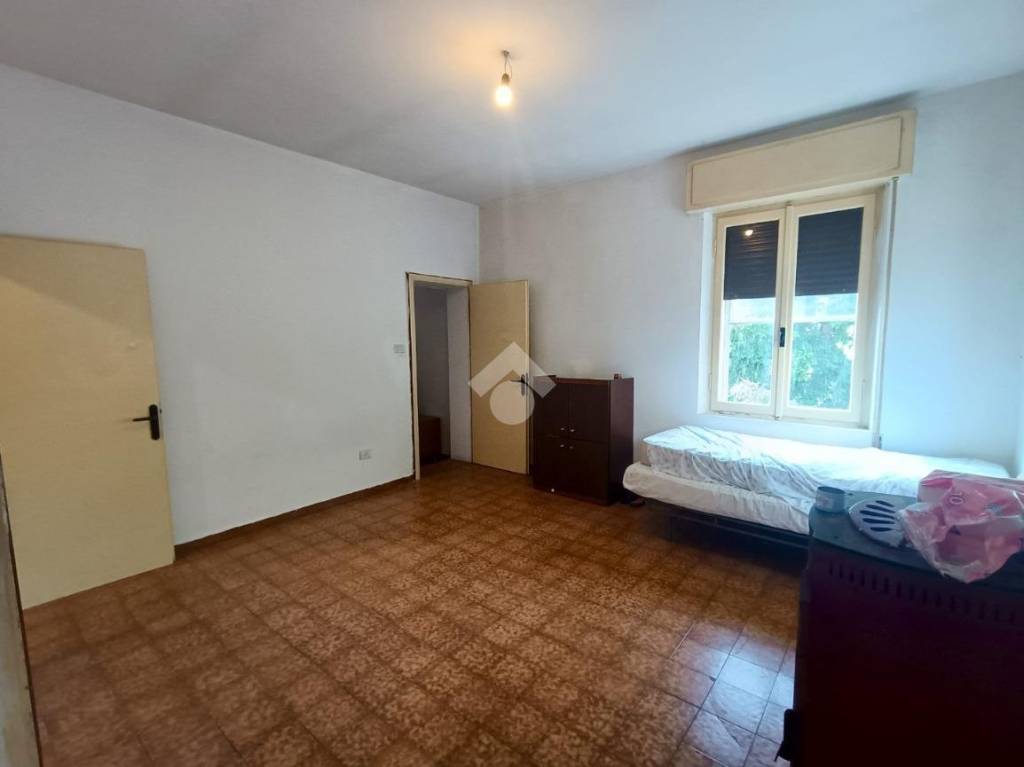 casa indipendente in vendita a Rodigo in zona Rivalta sul Mincio