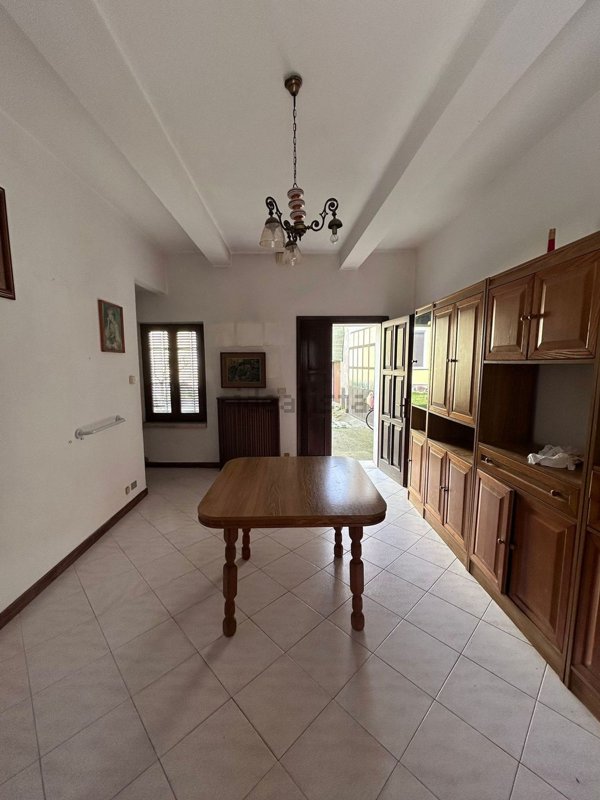 casa indipendente in vendita a Rodigo in zona Rivalta sul Mincio