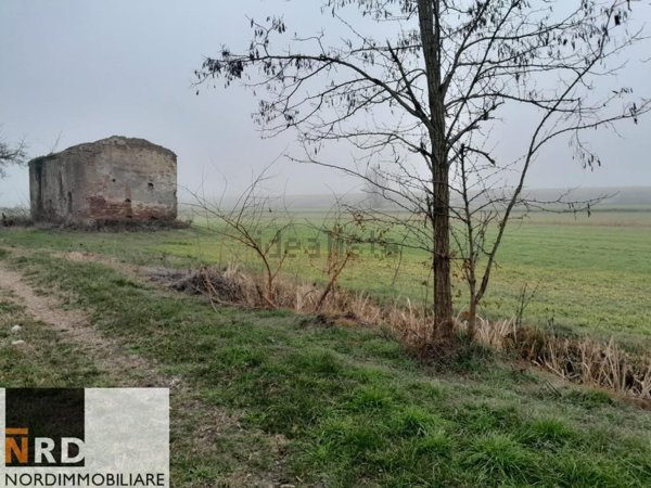casa indipendente in vendita a Roncoferraro in zona Casale