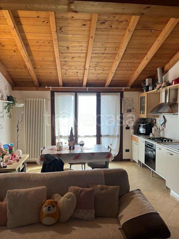 appartamento in vendita a Roncoferraro in zona Barbasso