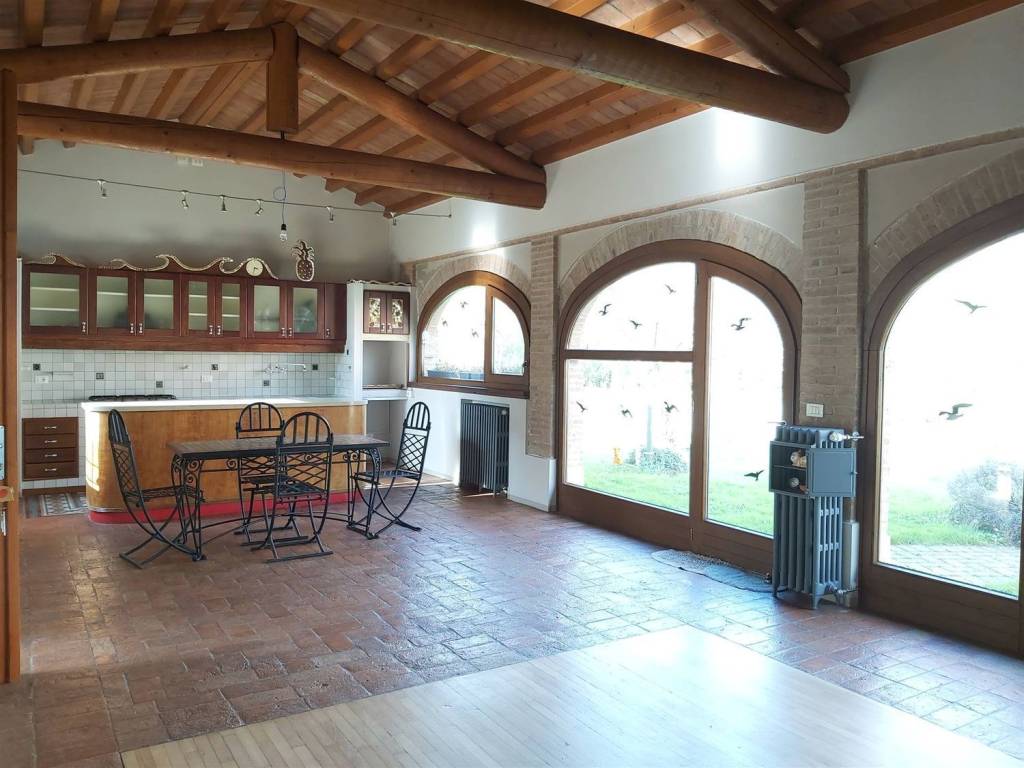 casa indipendente in vendita a Roncoferraro in zona Cadè