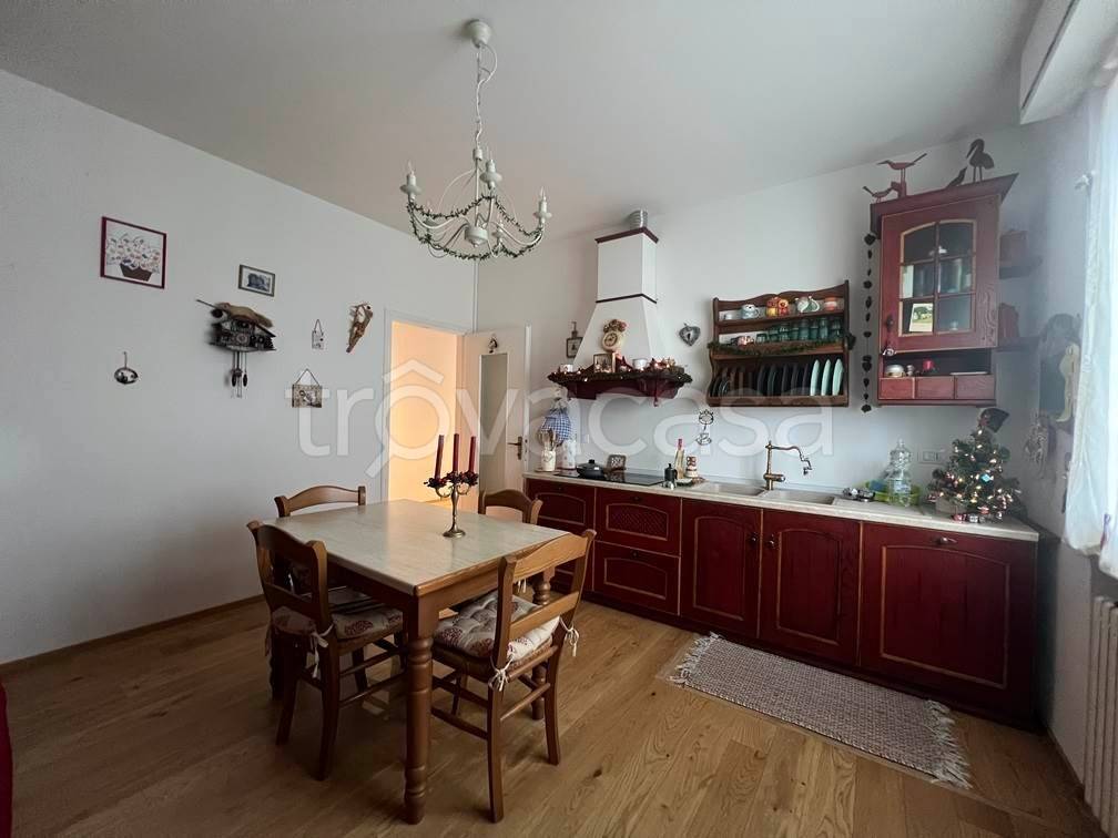 casa indipendente in vendita a Roncoferraro in zona Barbasso