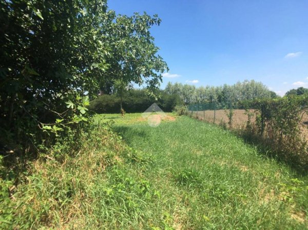 casa semindipendente in vendita a Roncoferraro in zona Nosedole