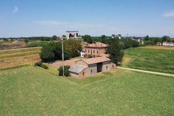 casa indipendente in vendita a Roncoferraro in zona Governolo