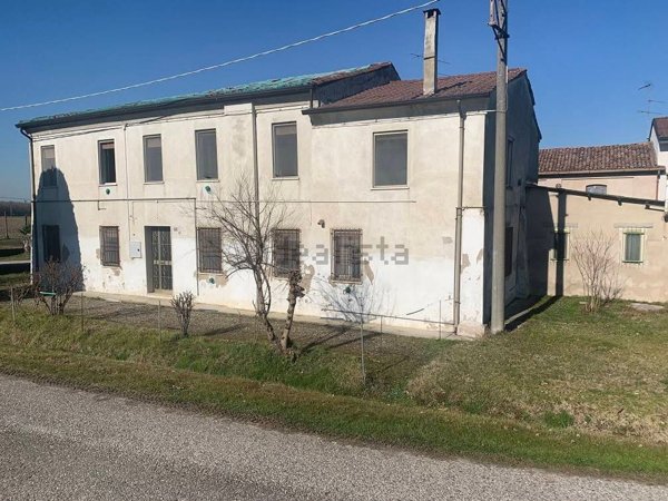 casa indipendente in vendita a Roncoferraro in zona Governolo