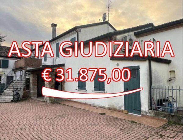appartamento in vendita a Roncoferraro in zona Villa Garibaldi