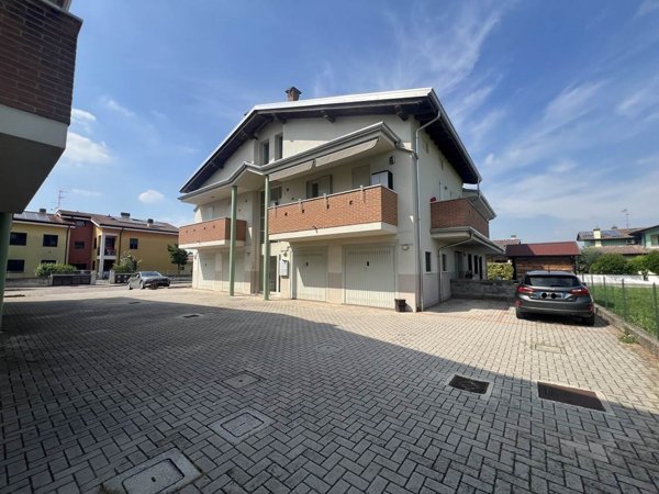 appartamento in vendita a Roncoferraro