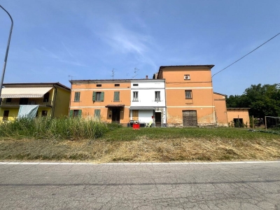 casa indipendente in vendita a Roncoferraro in zona Governolo