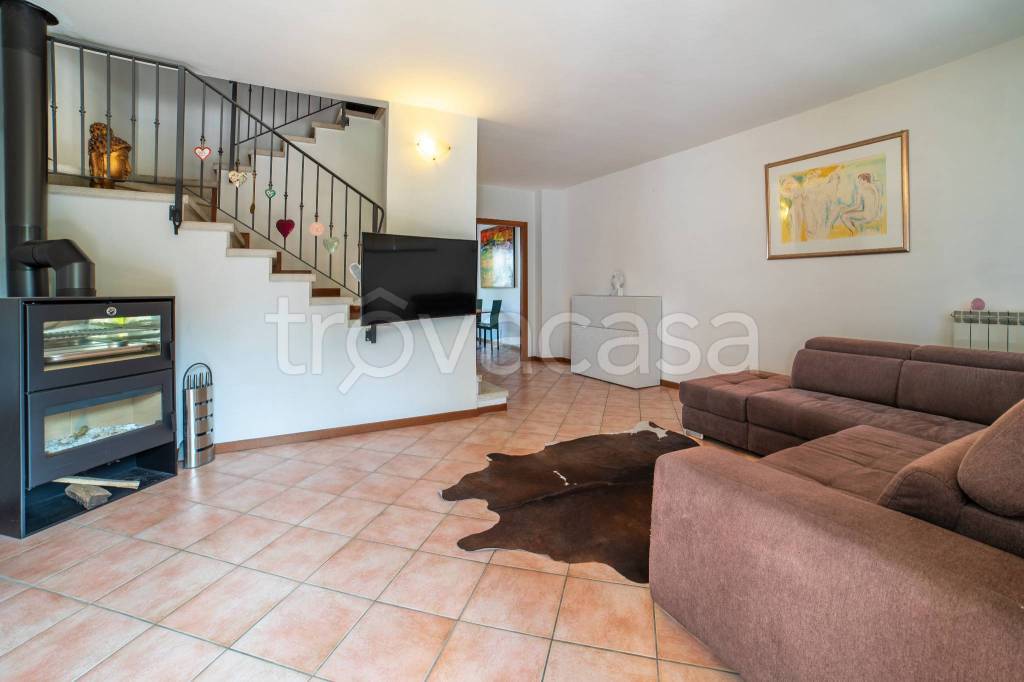 casa indipendente in vendita a Roncoferraro in zona Governolo