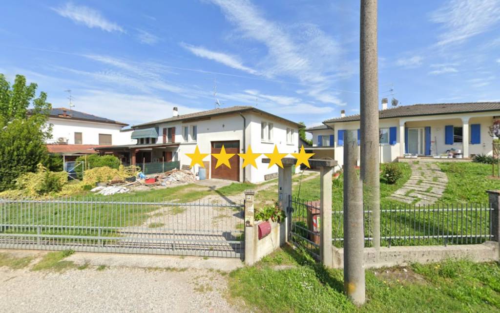 casa indipendente in vendita a Roncoferraro in zona Governolo