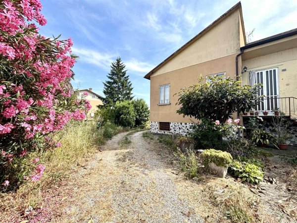 casa indipendente in vendita a Roncoferraro in zona Governolo
