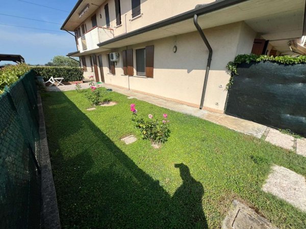 appartamento in vendita a Roncoferraro in zona Barbasso