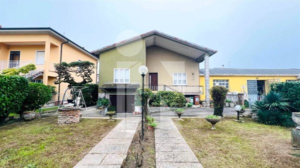 casa indipendente in vendita a Roncoferraro