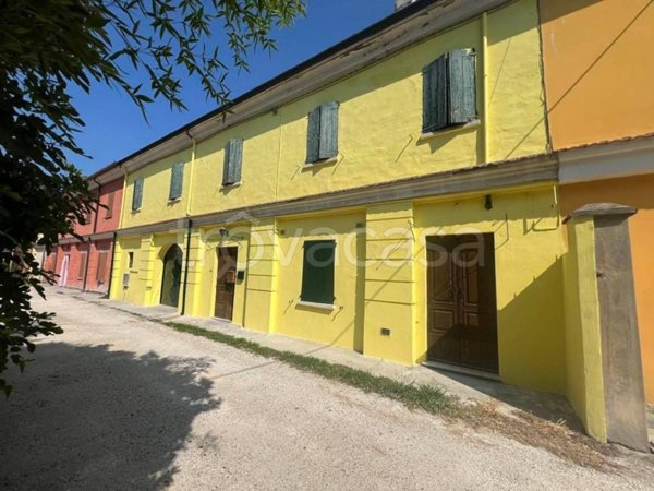 casa indipendente in vendita a Roncoferraro in zona Governolo