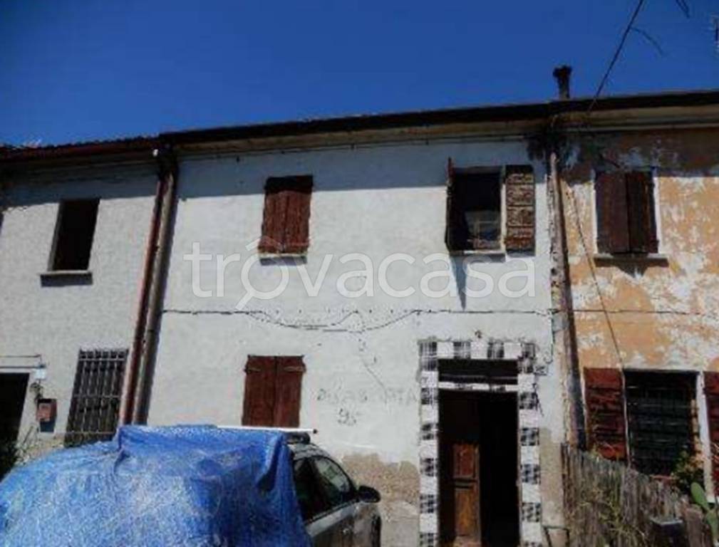 casa indipendente in vendita a Roncoferraro in zona Casale