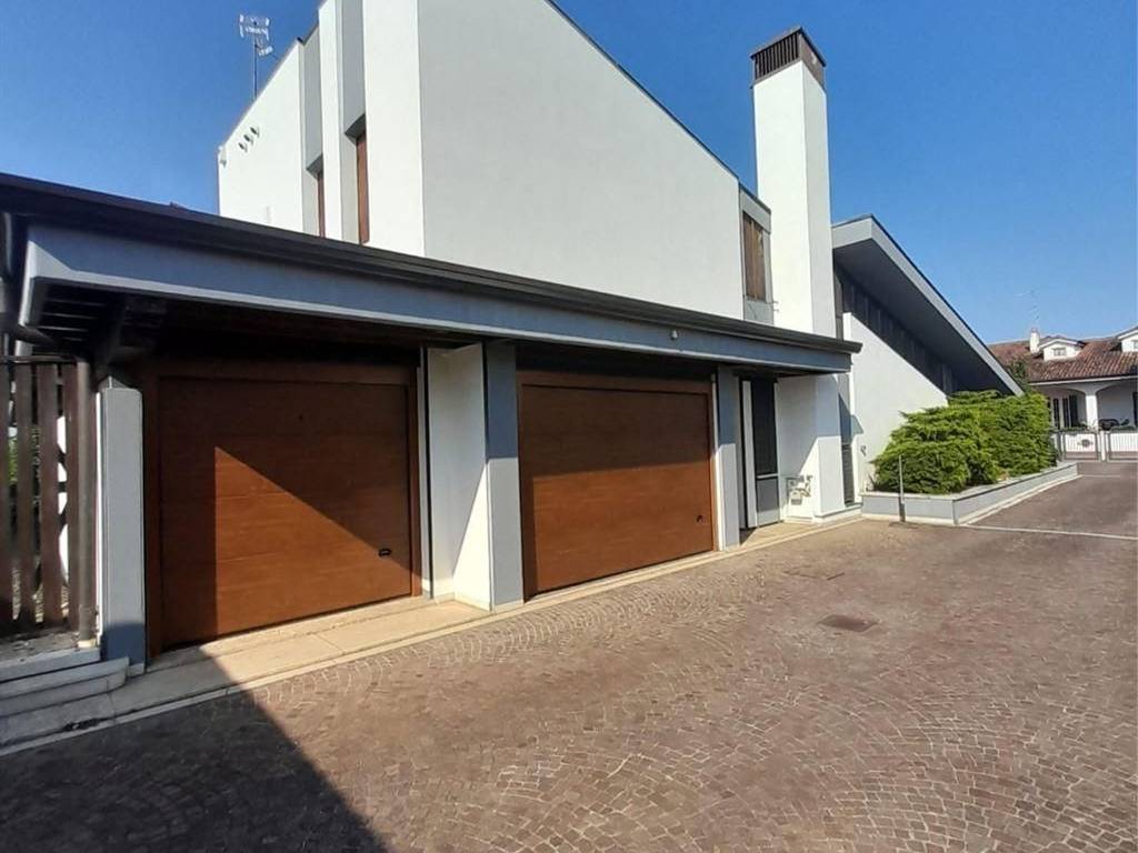 casa indipendente in vendita a Roncoferraro