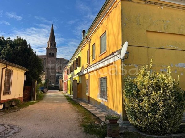 casa indipendente in vendita a Roncoferraro in zona Governolo