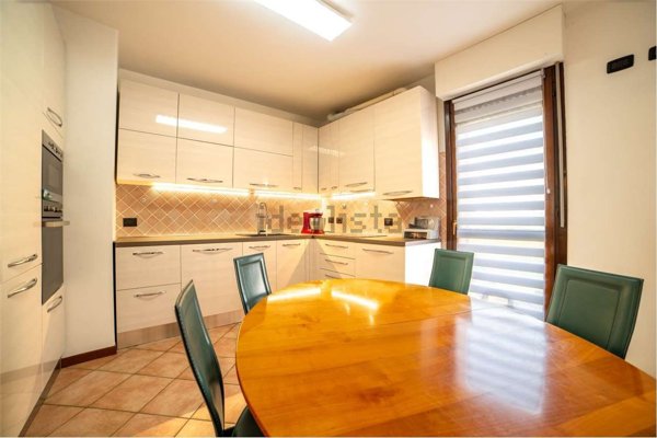 casa indipendente in vendita a Roncoferraro in zona Governolo