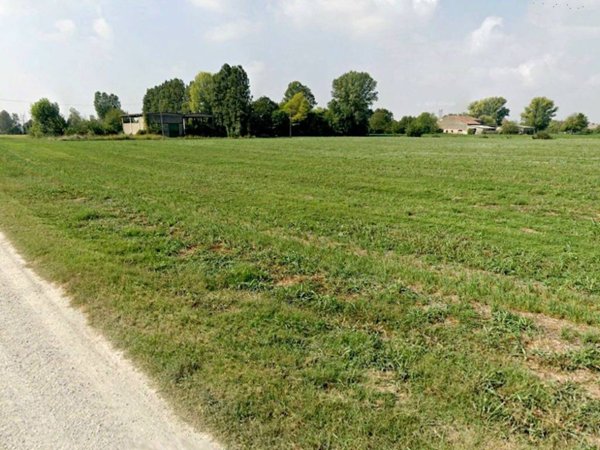 terreno agricolo in vendita a Roncoferraro in zona Garolda