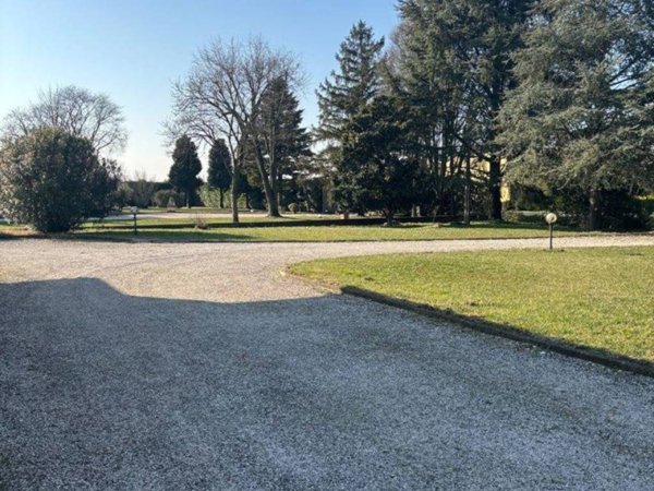 casa indipendente in vendita a Roncoferraro