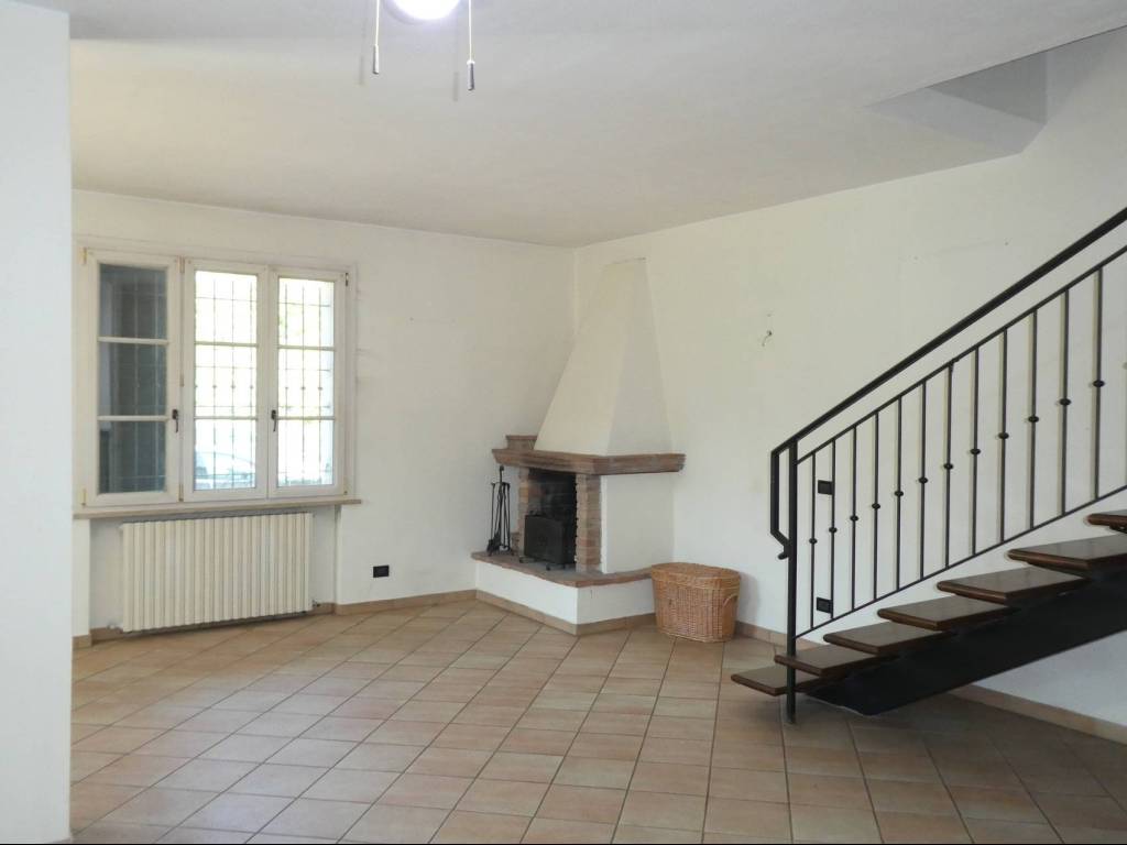 casa indipendente in vendita a Roncoferraro in zona Cadè