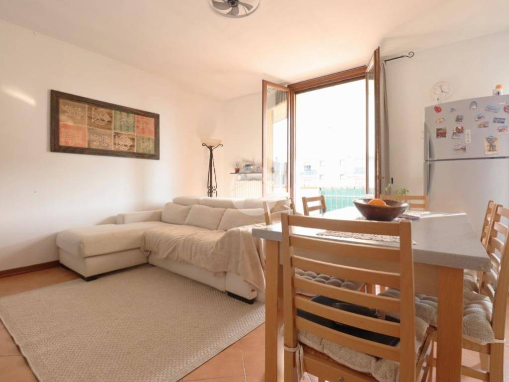 appartamento in vendita a Roncoferraro in zona Barbasso