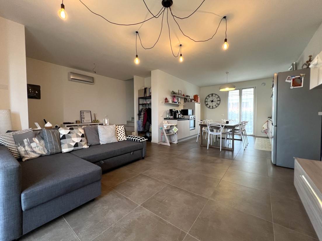 casa indipendente in vendita a Roncoferraro