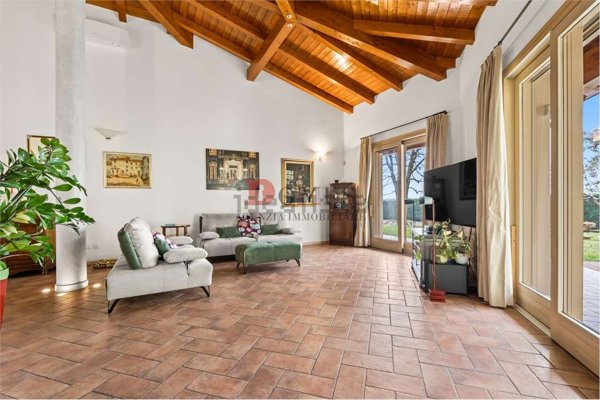 casa indipendente in vendita a Roncoferraro