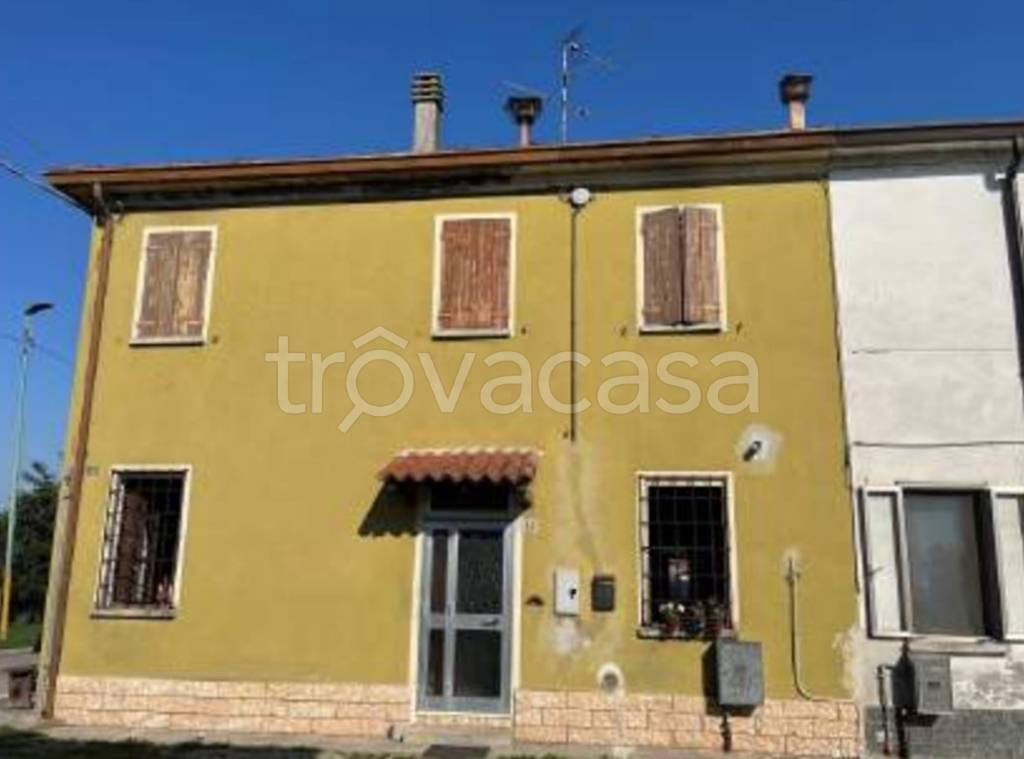 casa indipendente in vendita a Roncoferraro in zona Casale
