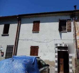 casa indipendente in vendita a Roncoferraro in zona Casale
