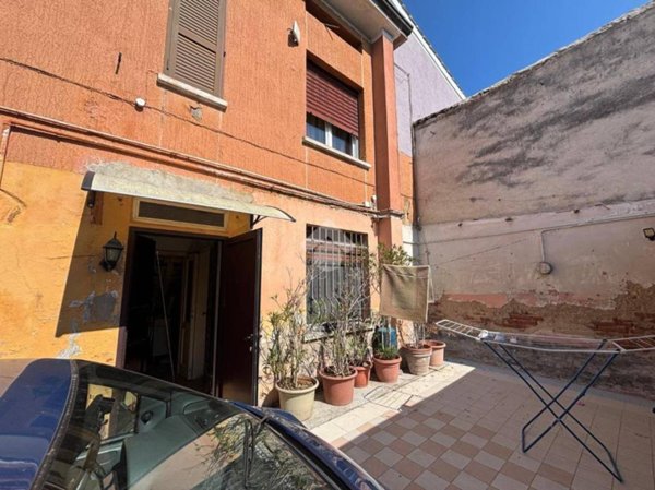 casa indipendente in vendita a Roncoferraro in zona Nosedole